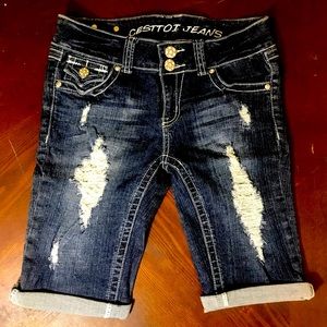 Women’s Size 7 Blue Cesttoi Jeans Shorts
